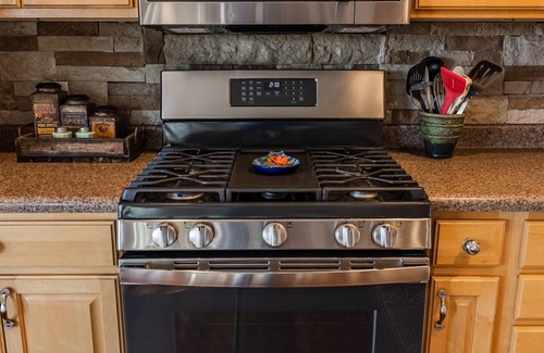 Canon City House | Beautiful Warm and Spacious Home, 3bed/2 full bath
