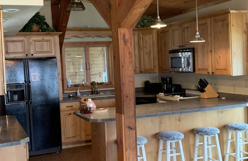 Fremont Cottage | Beautiful water front cottage with beautiful views and wonderful dock