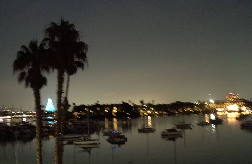 Central Mission Beach Condo | Beautiful Water front Condo overlooking Mission Bay
