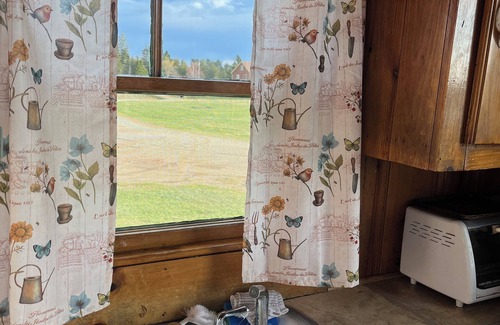 Castine Cottage | Beautiful Water view, path to shore, rustic Maine cottage