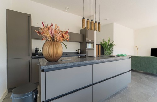 Zeewolde Villa | Beautiful water villa in Harderhaven with a jetty