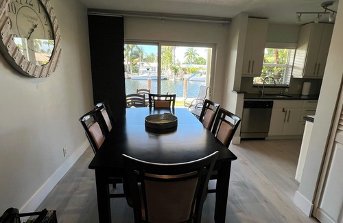 Harbor Village Condo | Beautiful Waterfront Condo. Walk to the beach, shops, restaurants & more!