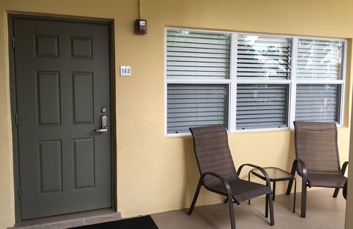 Harbor Village Condo | Beautiful Waterfront Condo. Walk to the beach, shops, restaurants & more!