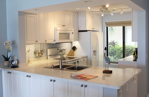 Palma del Mar Condo | Beautiful! Waterfront! Condo, Isla del Sol "Suzie's Coastal Hideaway"