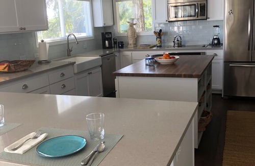 Allyn-Grapeview House | Beautiful Waterfront Retreat on Case Inlet!