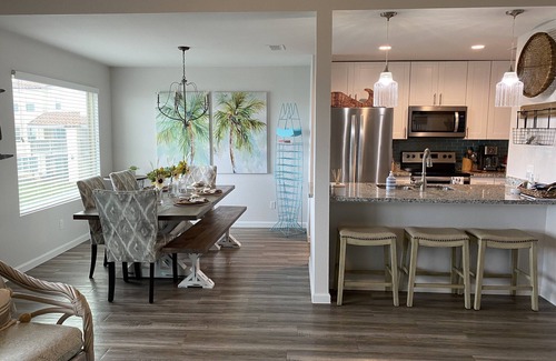 Harbor Oaks Condo | Beautiful Waterfront Allegro North Private Fishing Pier, Boat Launch, Pool