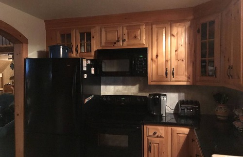 Bristol Cottage | Beautiful Waterfront Property - Family Reunion Destination