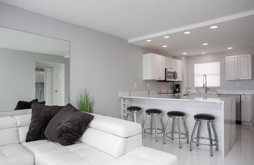 Marco Island Condo | BEAUTIFUL WATERVIEW-MODERN 2 BED - POOL, MARINA, NEAR BEACH