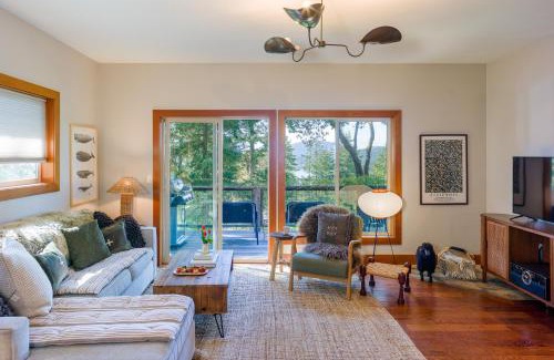 Eastsound House | Beautiful Waterviews, Pet-friendly, Close To Town