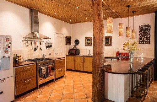 Burnside House | Beautiful, welcoming home in Margaret River half-way between town and beach.