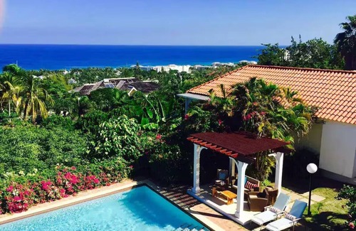 Montego Bay Villa | Beautiful, Well-Appointed Villa With Excellent Staff and Magnificent Sea Views