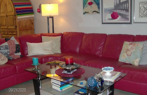 Villages of Oriole Condo | Beautiful well maintained quiet condo.