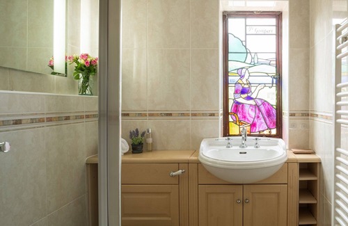 St George Cottage | Beautiful Welsh cottage with breathtaking coastal and rural views