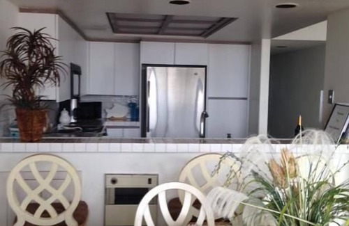 San Clemente Condo | Beautiful White Water Views-Steps to beach,pier,shopping,PierBowlGem!