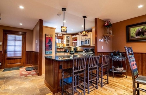 Lake Placid House | Beautiful Wooded Townhouse in Lake Placid