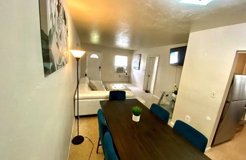 Wynwood Art District House | Beautiful Wynwood Duplex Home!