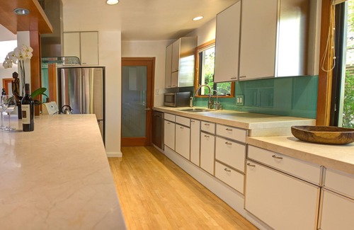 Venice House | Beautiful Zen Spa Retreat in Venice Beach California- n"A Rare Gem!"