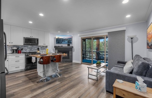 Century West Condo | Beautifully Appointed Condo 1st Floor Condo with Resort Amenities, Deck