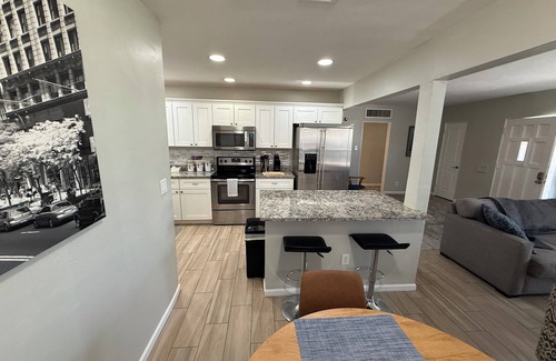 Encanto House | Beautifully Charming Redbrick Home