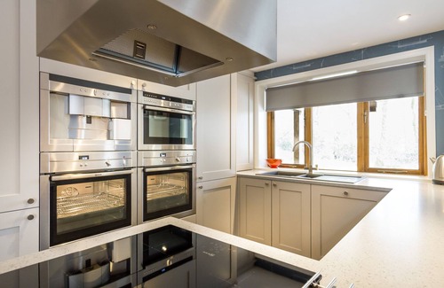 Ambleside House | Beautifully Converted Property On The Prestigious Pullwood Bay Estate, Ambleside