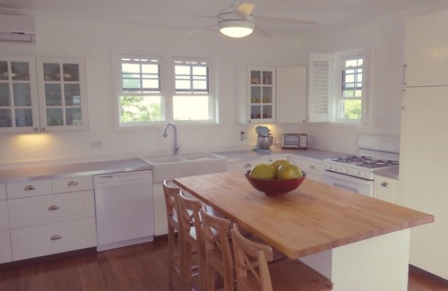 Spanish Wells House | Beautifully Decorated 3-Bedroom House, A 5-Minute Walk From The Beach.