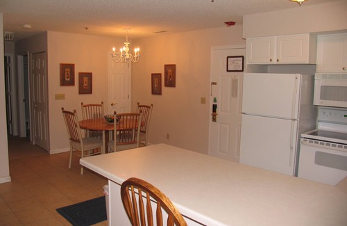 Whittington Condo | BEAUTIFULLY DECORATED 3BED/2BATH CONDO ON REND LAKE GOLF COURSE