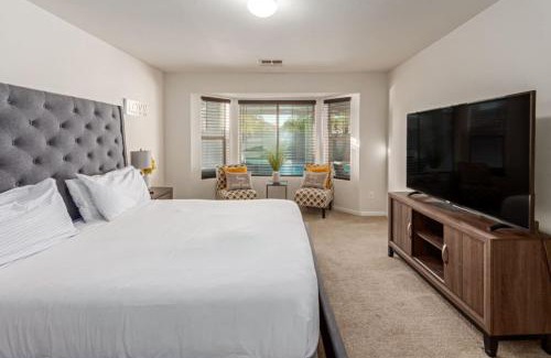 Avondale House | Beautifully Decorated HomeAvondalePrivatePool