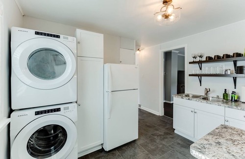 St. Paul House | Beautifully Designed & Cozy Home All to Yourself