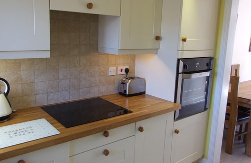 Winterton-on-Sea Cottage | Beautifully furnished, comfortable holiday cottage close to a huge sandy beach.