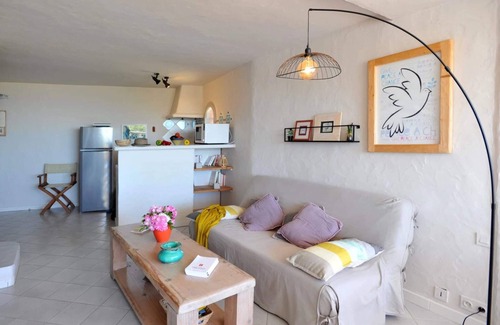 Lecci Apartment | Beautifully furnished flats with sea view