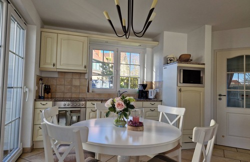 Zingst House | BEAUTIFULLY FURNISHED HOLIDAY HOUSE FOR 4 PEOPLE WITH SEPERATE SAUNA HOUSE