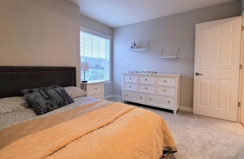 Eugene House | Beautifully Furnished!
