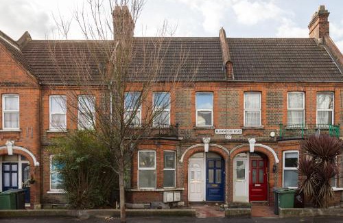 Lea Bridge Apartment | Beautifully Modern 2-Bed Apartment w/garden