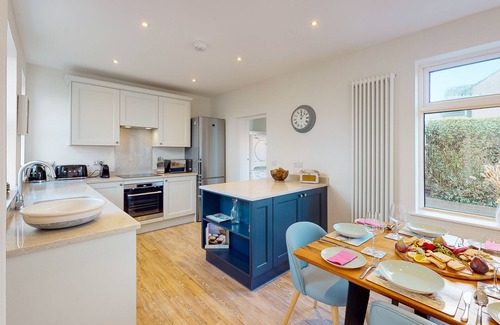 Abersoch House | Beautifully refurbished holiday home in the centre of Abersoch with parking.
