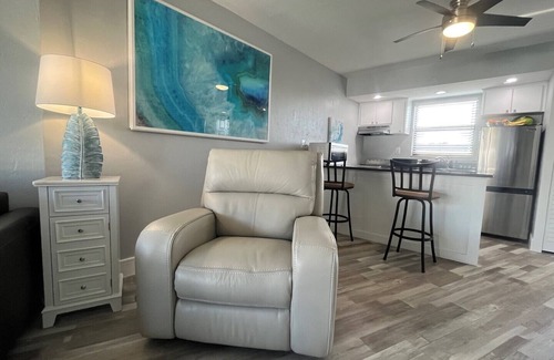 Marco Island Condo | Beautifully remodeled top floor Condo.just what you were looking for !