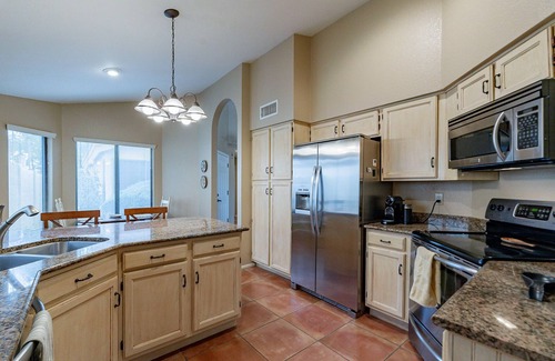 Warner Ranch House | Beautifully Remodeled 2 Bedroom Private Home in Tempe; 15 min to ASU