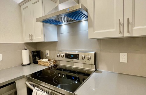 Spokane House | Beautifully Remodeled Cottage Home!