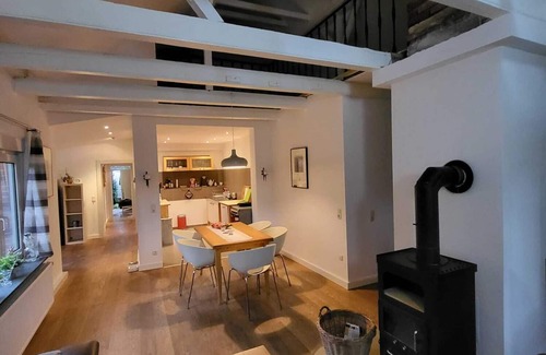 Grosefehn House | Beautifully remodeled farmhouse in a quiet location - pure relaxation in the countryside