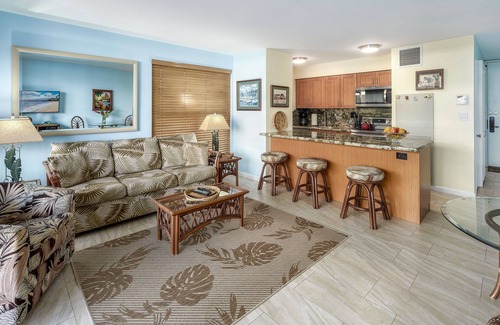 Kihei Condo | BEAUTIFULLY REMODELED WITH GREAT OCEAN VIEW!