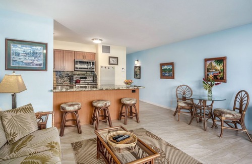 Kihei Condo | BEAUTIFULLY REMODELED WITH GREAT OCEAN VIEW!