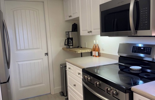 Longbeach Village Condo | Beautifully renovated 3 bedroom ocean view condo on Longboat Key
