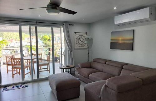 Jolly Harbour House | Beautifully renovated villa close to the beach