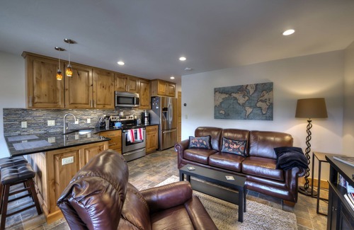 Historic District Condo | Beautifully Renovated Condo, Steps From Main St & Gondola; Very Clean