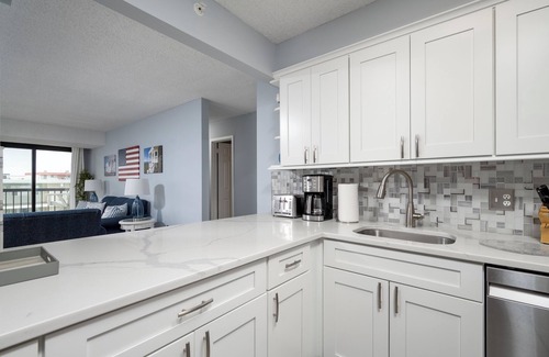 North Ocean City Condo | Beautifully renovated 3 bedroom, 2 bath condos on the ocean with pool and tennis!