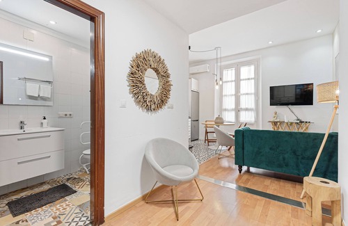 La Goleta Apartment | Beautifully Renovated 18th Cent. Historic Apartment In Malaga Centre