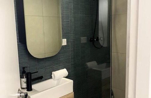 Bondi Junction Apartment | Beautifully renovated apartment