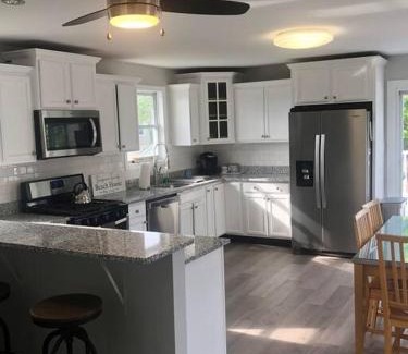 Villas House | Beautifully Renovated Home with Water Views
