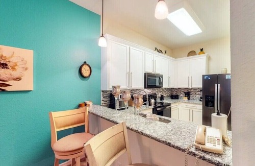Bahama Bay Condo | Beautifully Renovated! Close to Disney! 3 Bdrm/2 Bath - 2nd Floor Unit!