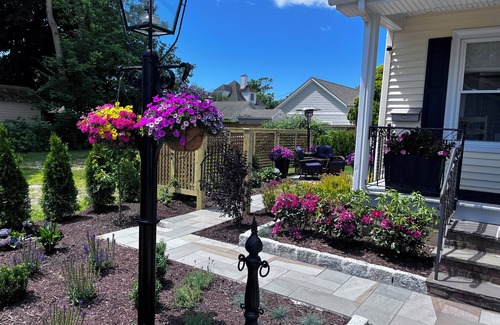 Mystic - New London House | Beautifully Restored 1890’s House in beautiful & picturesque downtown Mystic.