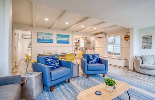 Rockaway Beach House | Beautifully Updated Oceanfront Cottage with a Hot Tub in Downtown, Beach Access!